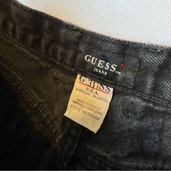 Guess Vintage tapered crop jeans Black Tagged size 31 Fits 28 High rise waist - Picture 5 of 7